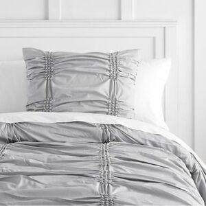Pottery Barn Dorm Simply Smocked Duvet Cover – Twin – NEW Neutral Boho Bedding
